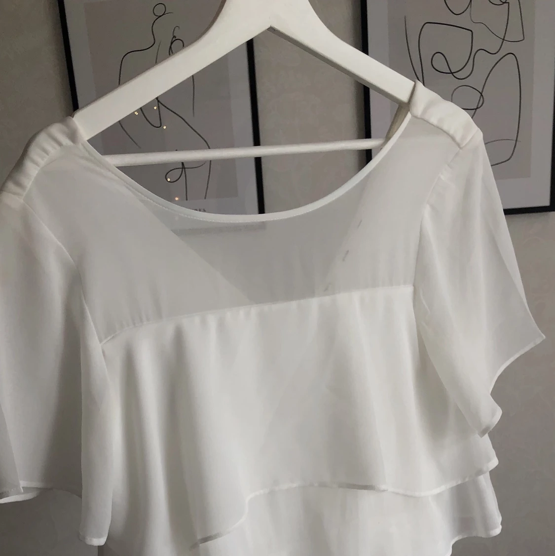 Vit STUDENTKLÄNNING från Bubbleroom - 90