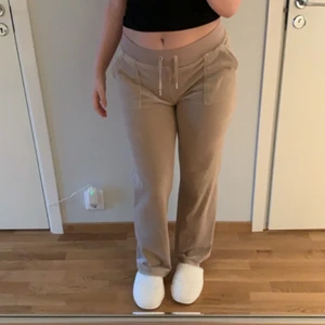 Juicy Coutore mjukis - Välldigt sköna och fina, inga fel på byxorna
