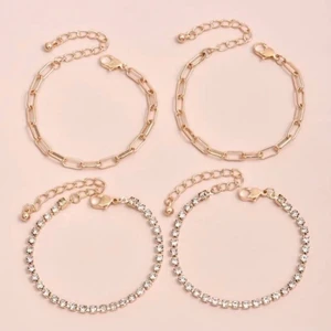 Armband - 4 guldarmband varav 2 med diamanter🤍