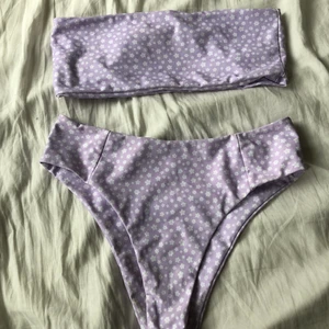 Bikini  - Bikini från Shein, sparsamt använd, tvättas såklart innan den postas! Highwaist