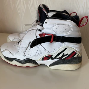 Jordans - Snygga skor från Air Jordan. Skicka meddelande för frågor