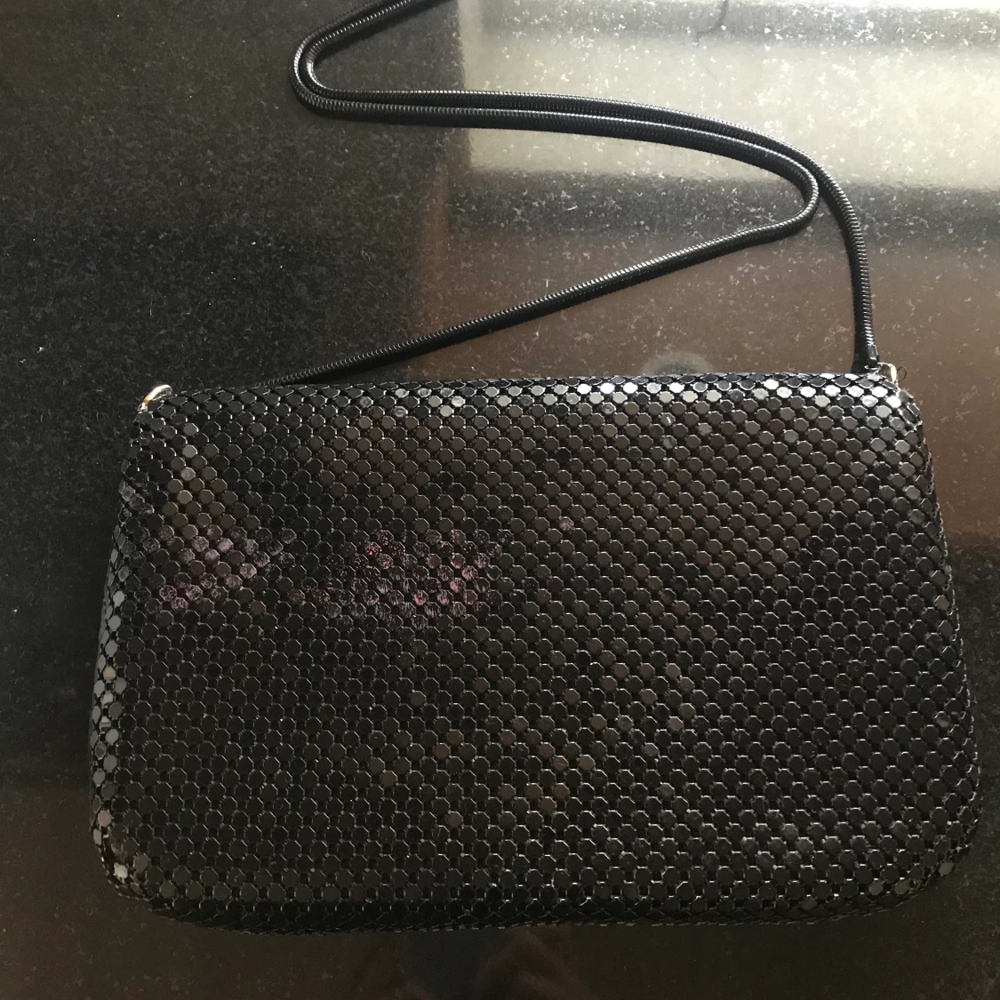 Handväska i svart metall / brynja från Australiensiska designern Soto-Smith - 91