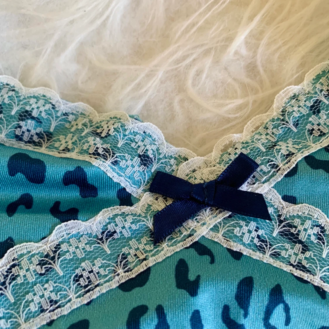 jättegullig topp - 91