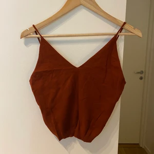 CropTop  - Croptop stickad strl 36! Endast testad. 