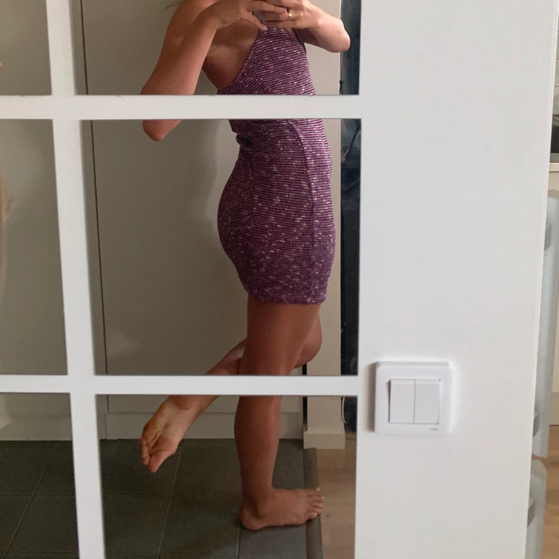 Trendig halterneck klänning! - 90