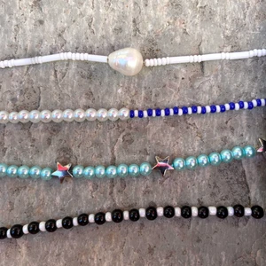 Armband  - Säljer dessa armbanden för 45kr styck! Jag har gjort dom själv och jag hoppas ni vill köpa dom💞