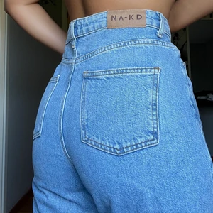Nakd jeans  - Nakd jeans med med delade ändor, så jäääädra snygga!!!