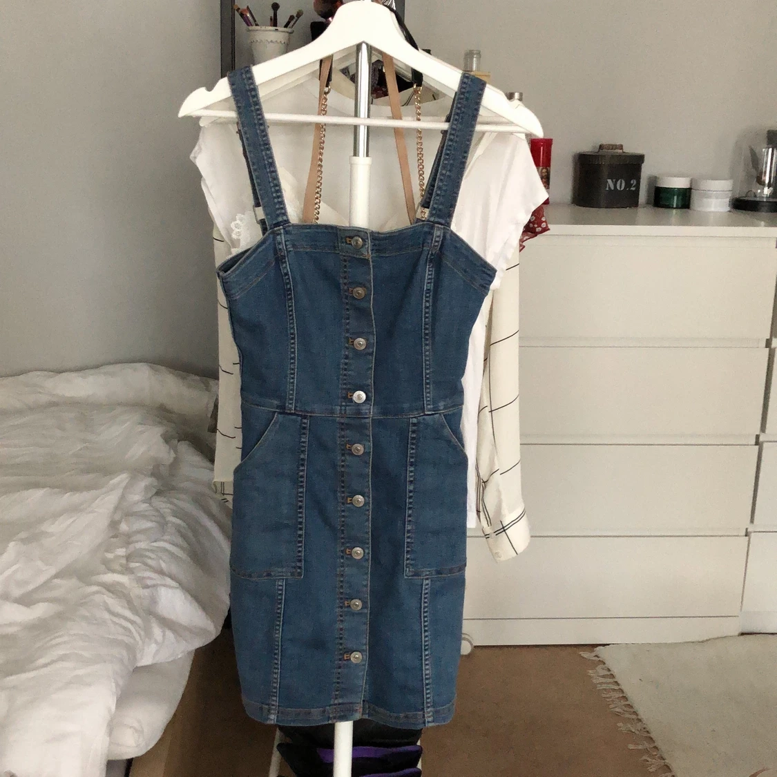 H&M hängselklänning