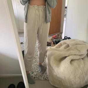 Linnébyxor  - Säljer dessa snygga linnébyxor som jag köpt härifrån (plick) tyvärr försmå och aldrig använda💕😌 Buda i komentarerna!! Köp direkt vid 300kr