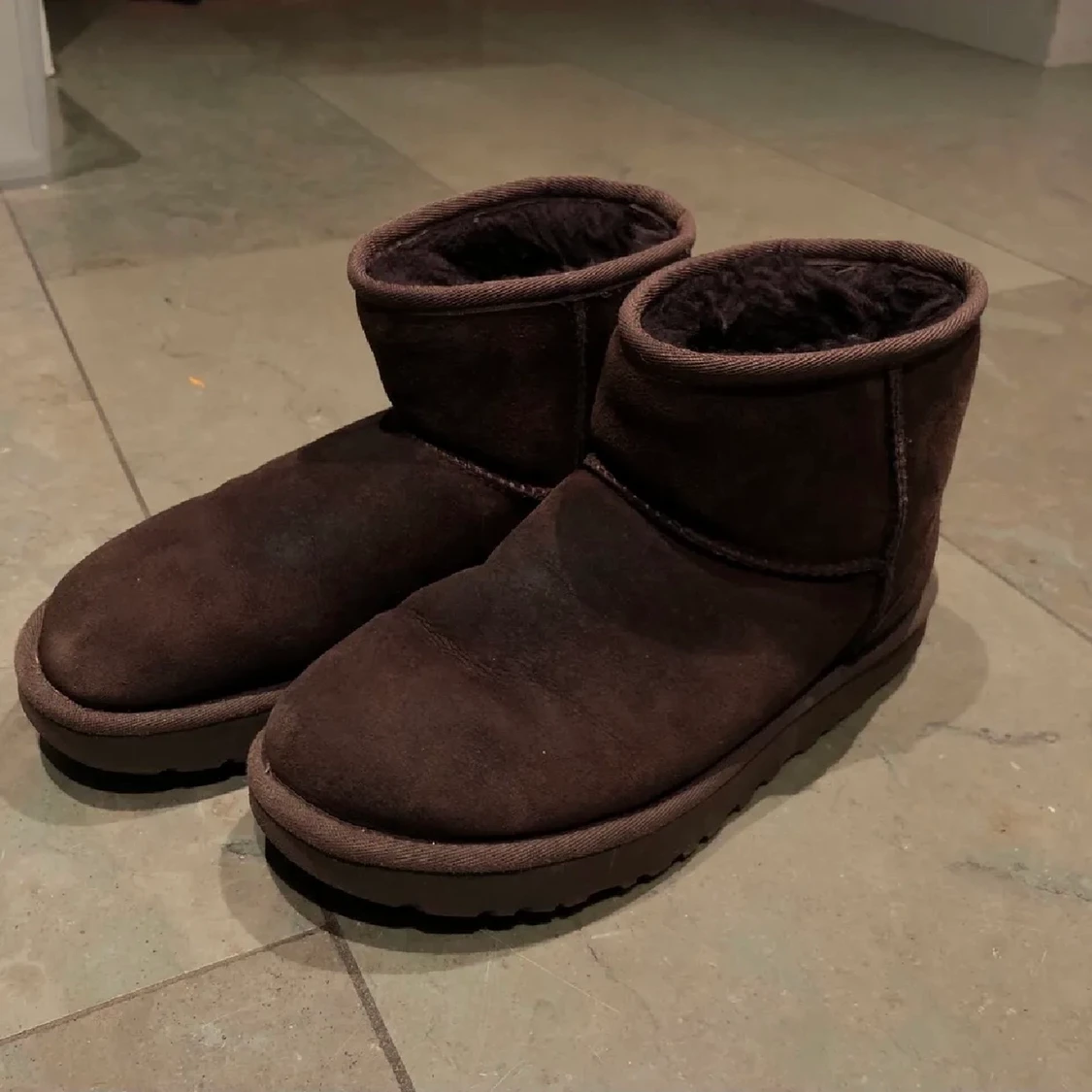 UGGS storlek 37 - 90