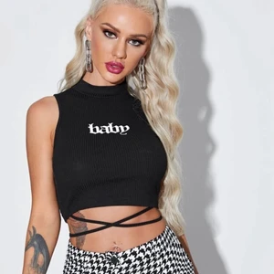 Super sött linne! - Super skick! Knappt använt ,slutsålt överallt!