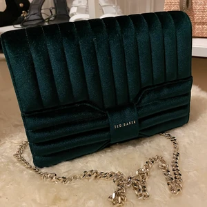 Väska  - Väska från Ted baker 