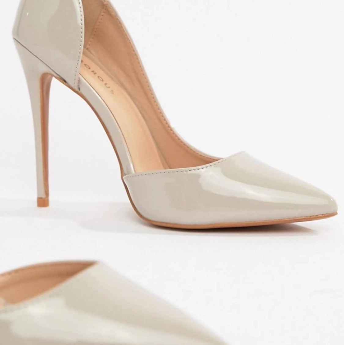 High heels i Beige ( wode fit ) 39  - 91