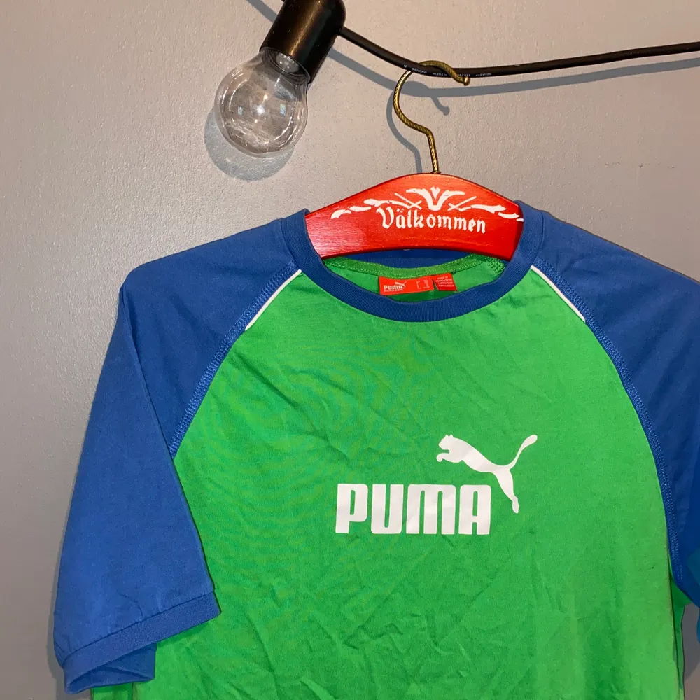 Säljer denna Puma T-shirt för 90kr! Köparen står för frakt😊. T-shirts.