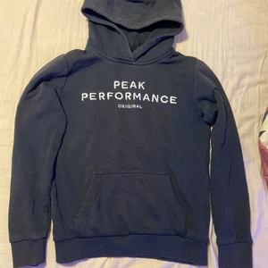 Peaks performance, storlek: 150 300kr - Bra, men för liten för mig