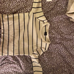 Randig långärmad magtröja beige marinblå - Oanvänd, superfin och trendig