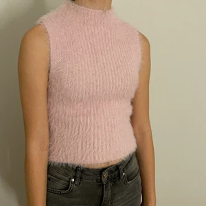 Zara stickad tröja - Jätte fin stickad tröja har används ett par gånger