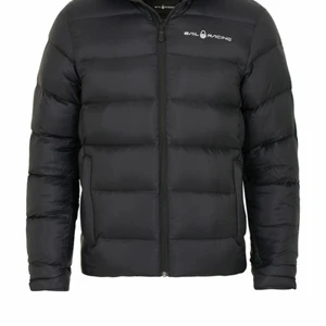 Storlek S - Sailracing jacka, använd en halv vinter. 9/10 skick.