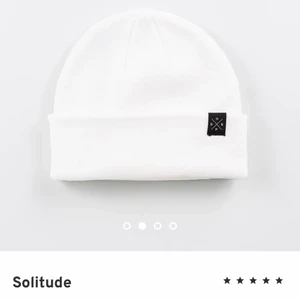 Vit dope mössa - En vit dope mössa som aldrig är andvänd och helt ny💕 egna bilder kan såklart också fås