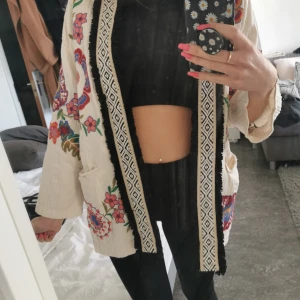 Zara kimono - Zara kimono with flowers size S-M