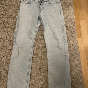 Weekday jeans, Space - Storlek: W28 L32