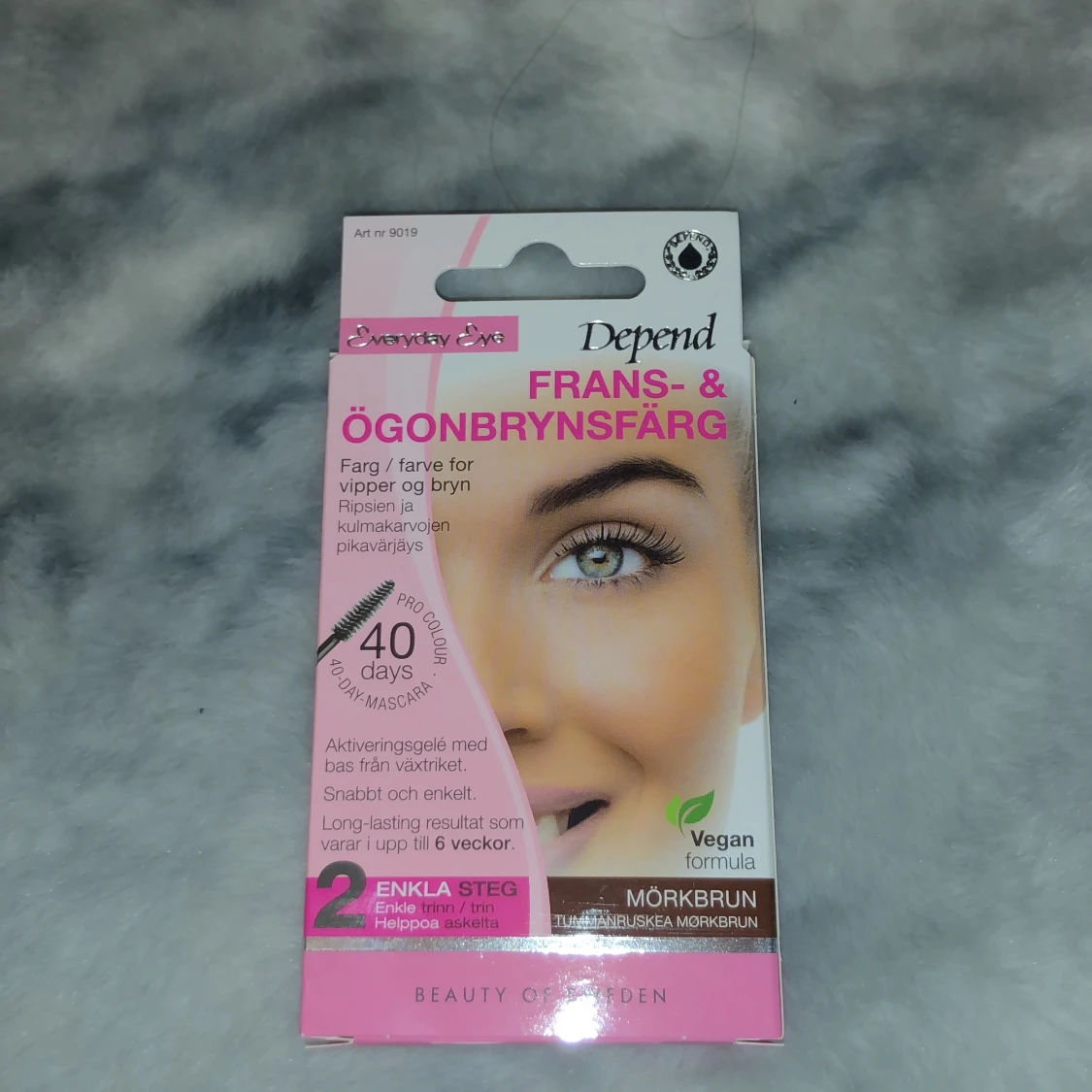 Depend Frans-och ögonbrynsfärg 