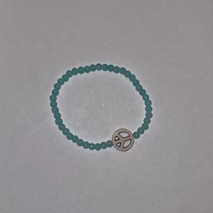 Armband - Armband som jag aldrig har använts säljer jag nu för 9:-