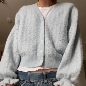 Kofta  - Säljer denna söta kofta från other stories!