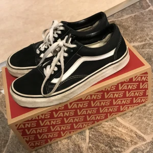 Vans - Vans old school. Använda ett antal gånger.
