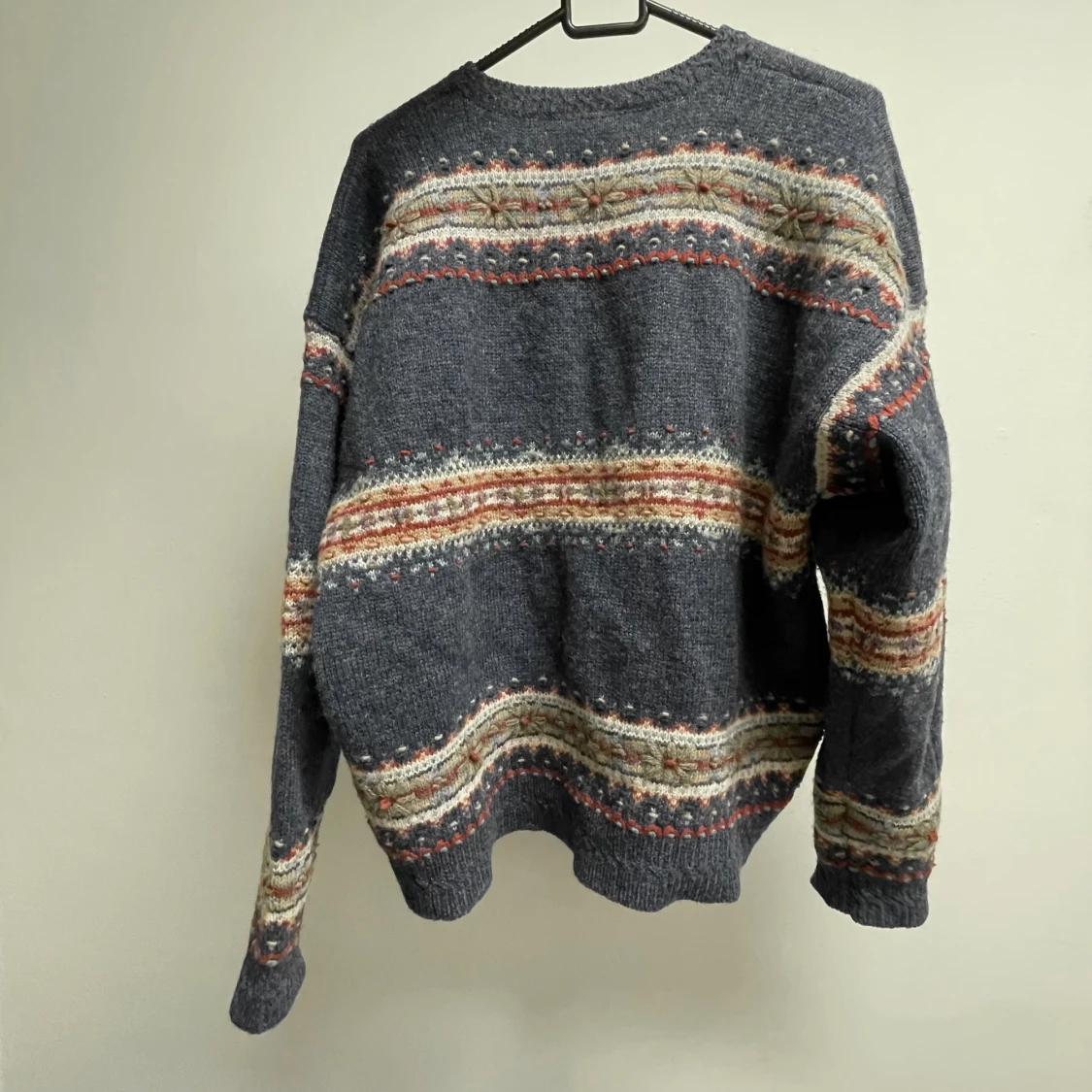 Blommig ulltröja - 90