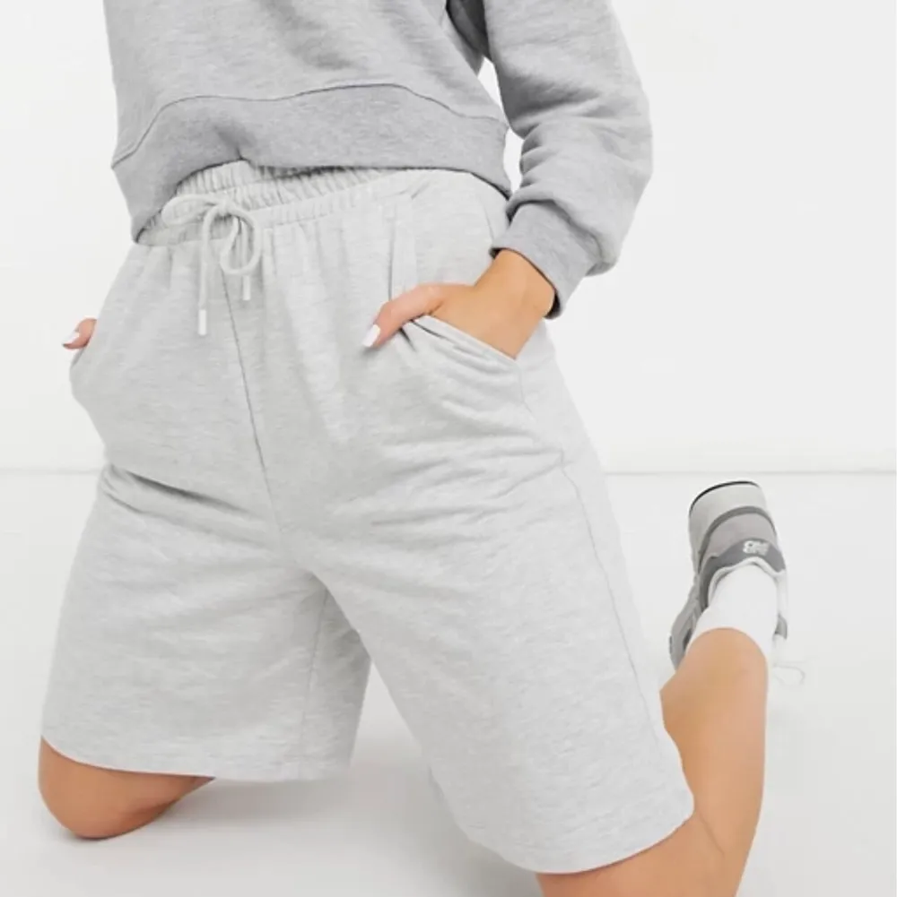 Fina mjukis shorts! Säljer pga att dem är förstora 🙈🙈 Helt nya, bara testade 1 gång ❤️. Shorts.