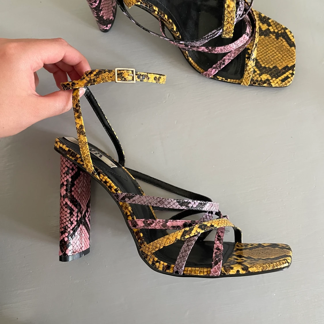 Klackskor i orminpererande mönster - 91