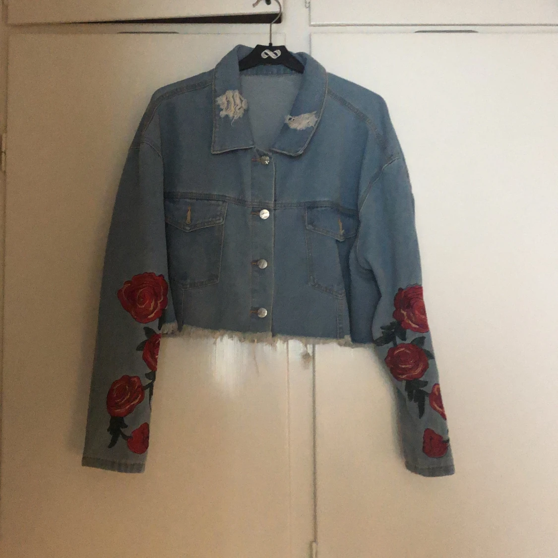 Jeansjacka i nyskick