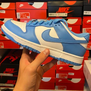 Nike dunk low ”UNC” - DS / Brand new. 36, 38,5, 39 å 40.