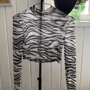 Tröja - Asball tröja, använd Max 2 gånger. As skönt material