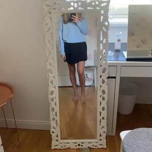 Blå sweatshirt🤍 - Blå sweatshirt ifrån evan&odd. Använd några gånger med fortfarande i nyskick. Köparen står för frakten!