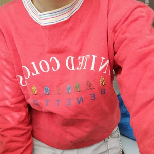 Sweatshirt - Fin sweatshirt från United colors of benetton<3