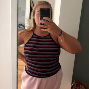 Topp - Stretchig topp köpt i surfbutik i Australien, strl M