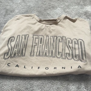 T-shirt  - Från shein