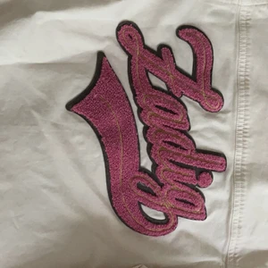 Zadig jacka  - Säljer denna så fina jacka från zadig som är köpt för 1200kr, den är i storlek xs och är använd max två gånger. Säljer för 350💕