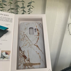 Ideal of sweden - Ideal of sweden mobilskal till Samsung galant S9. Aldrig använt! Nypris 400kr, säljes för 100kr