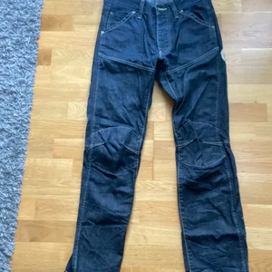 Bootcut jeans  - Vintage jeans, köpta för 250. Storlek 26/31. 