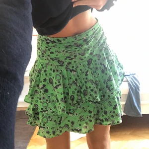 Grön kjol - Grön kjol från &otherstories