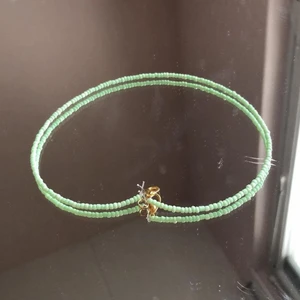 Grönt halsband - Grönt halsband! För 20kr + 20kr frakt