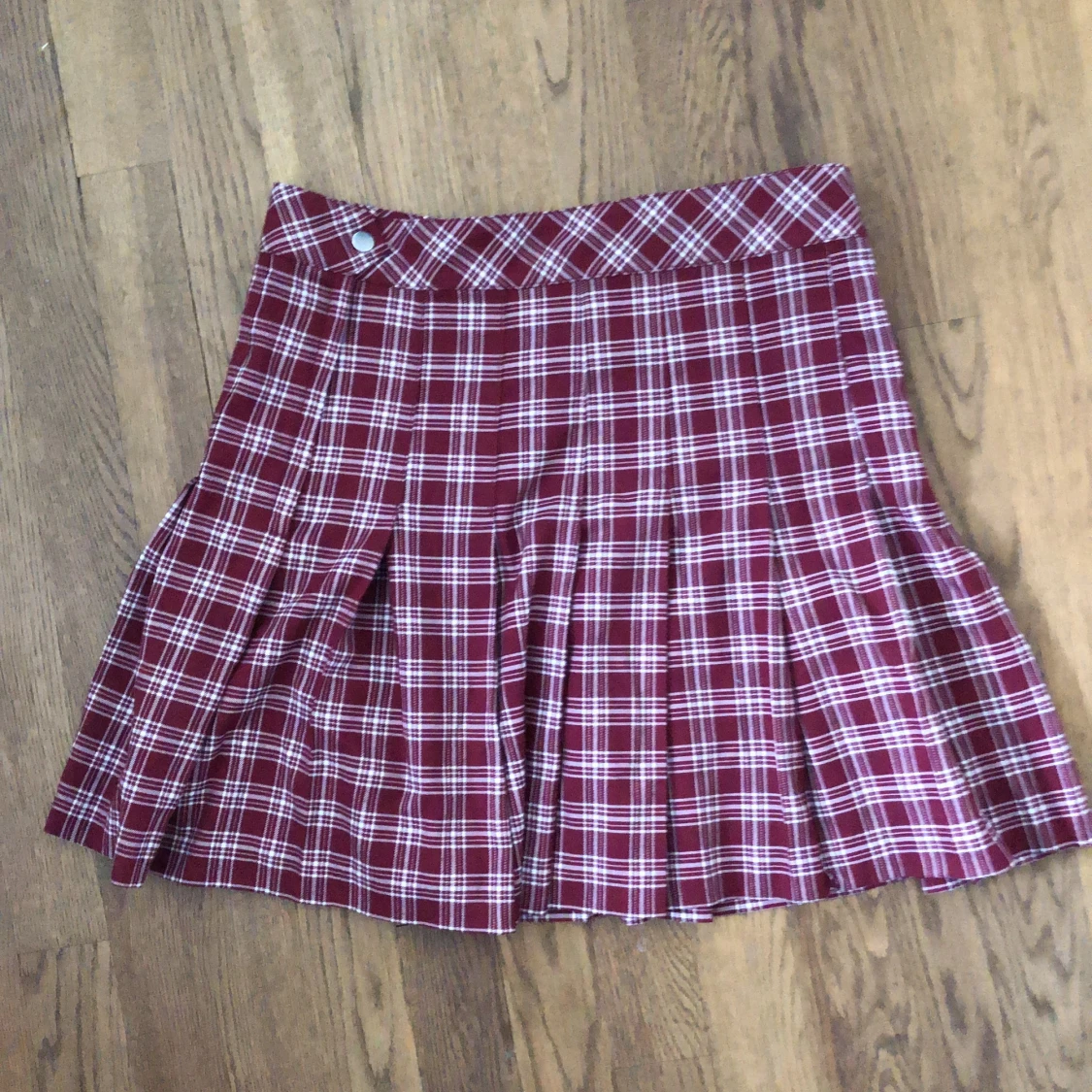 Gullig röd kjol - 90