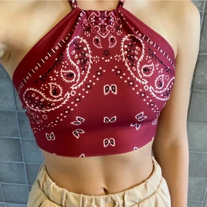 Mönstrad tröja - Knytning vid ryggen, storlek S