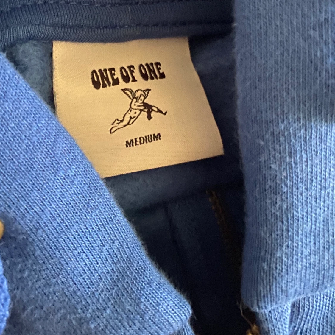 One Of One blå zip up hoodie storlek M - 90