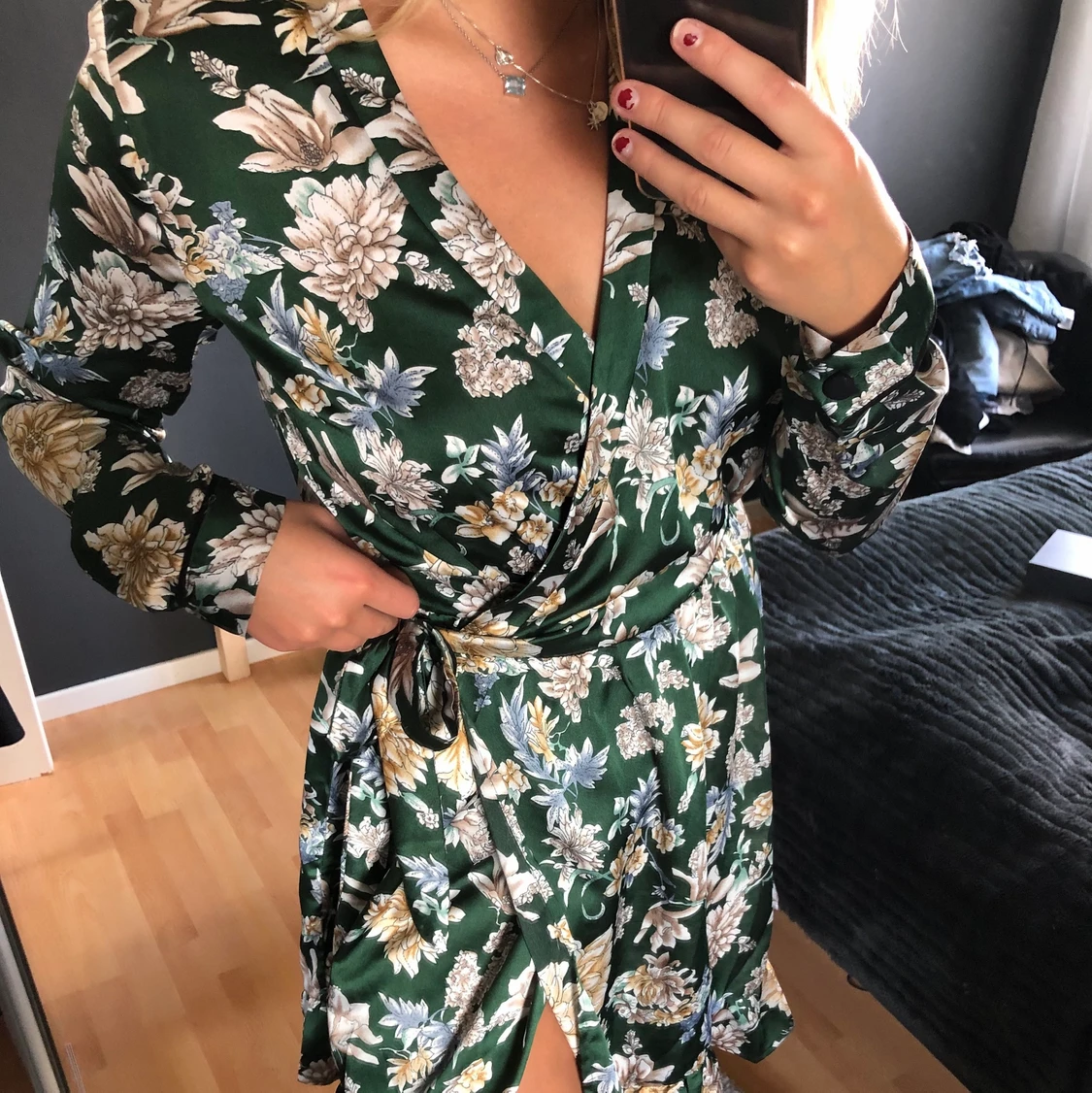 Blommig klänning - 90