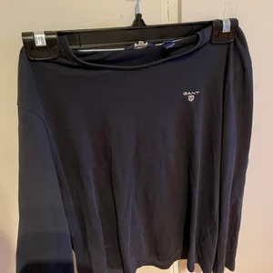 Gant långärmad  - Sitter som S/M 100kr med frakt