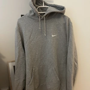 Nike Hoodie - Nike Hoodie i L Cond 7/10